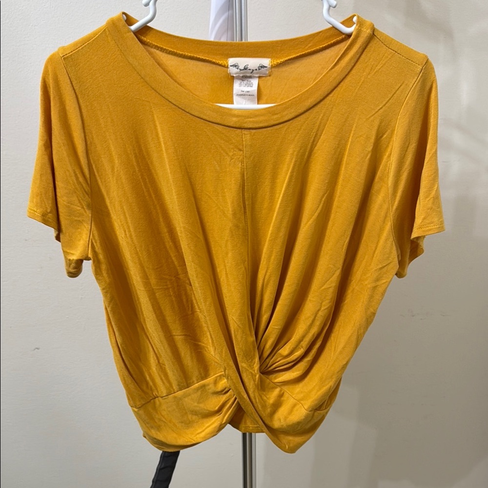 Gaze Gold Tie Front Relaxed T-Shirt